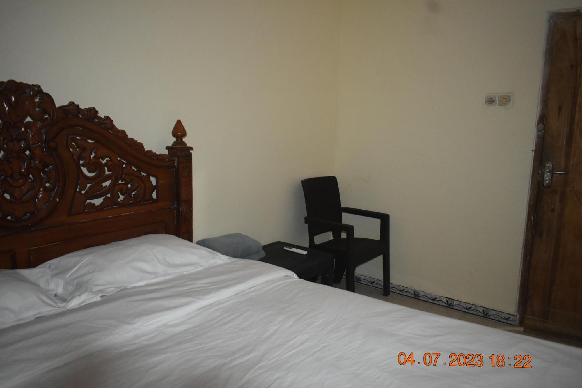 Four-G Home Stay & Komodo Tour Labuan Bajo Esterno foto
